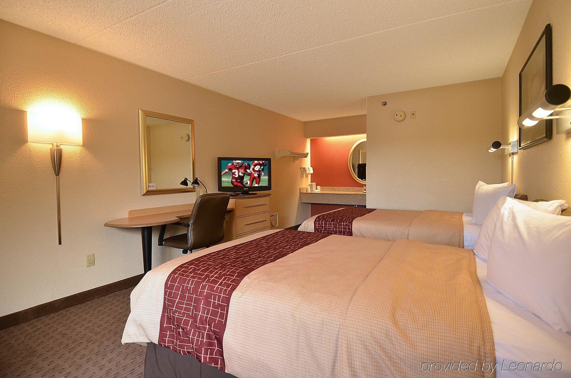 Red Roof Inn Columbia East - Ft Jackson Exterior foto